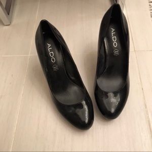 Black aldo shiny high heels (brand new)